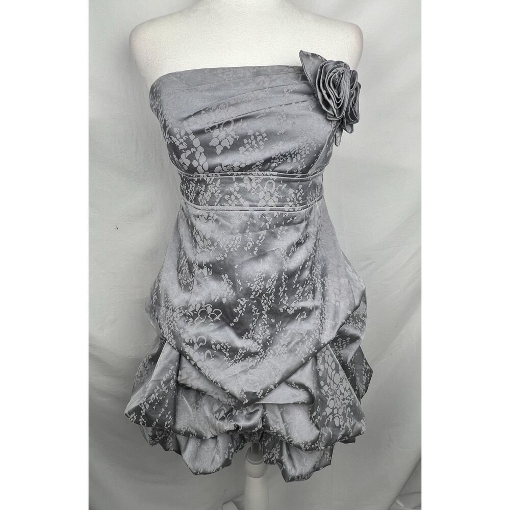 VTG Prom Dress 7 Silver Strapless Bubble Hem Y2K Fairy Coquette HOCO Rosette